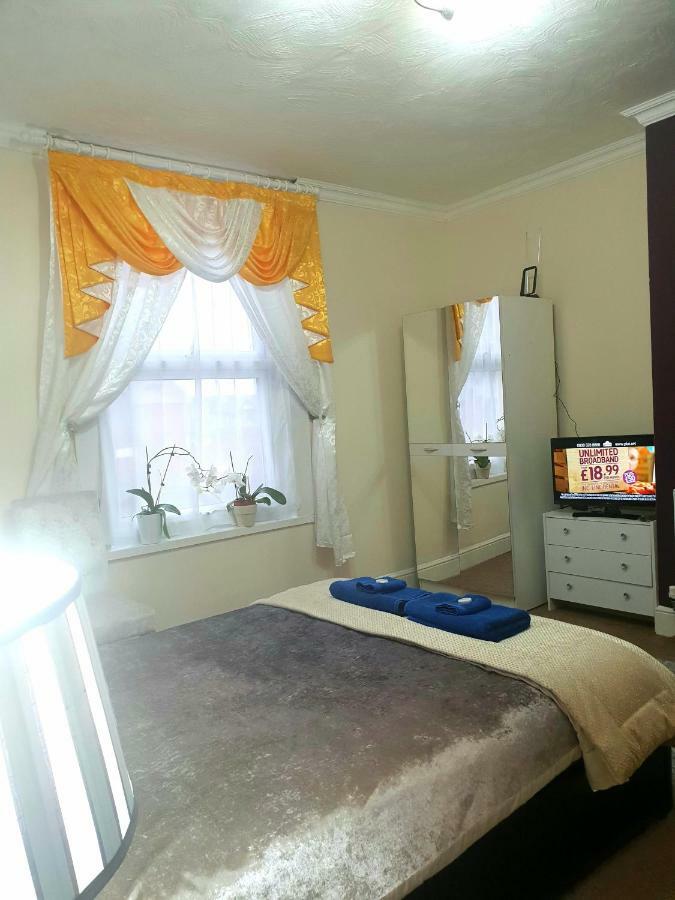Gabriel Guesthouse Rhyl Eksteriør billede